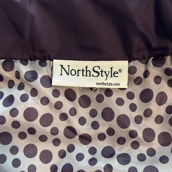 Northstyle Vest Women’s Purple Zip-up Two Side Pockets - Picture 6 of 9